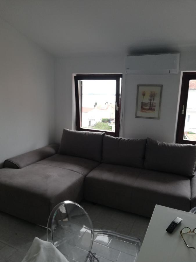 Apartmani Bono Примоштен Экстерьер фото