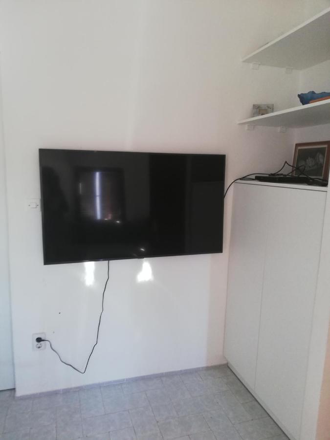 Apartmani Bono Примоштен Экстерьер фото