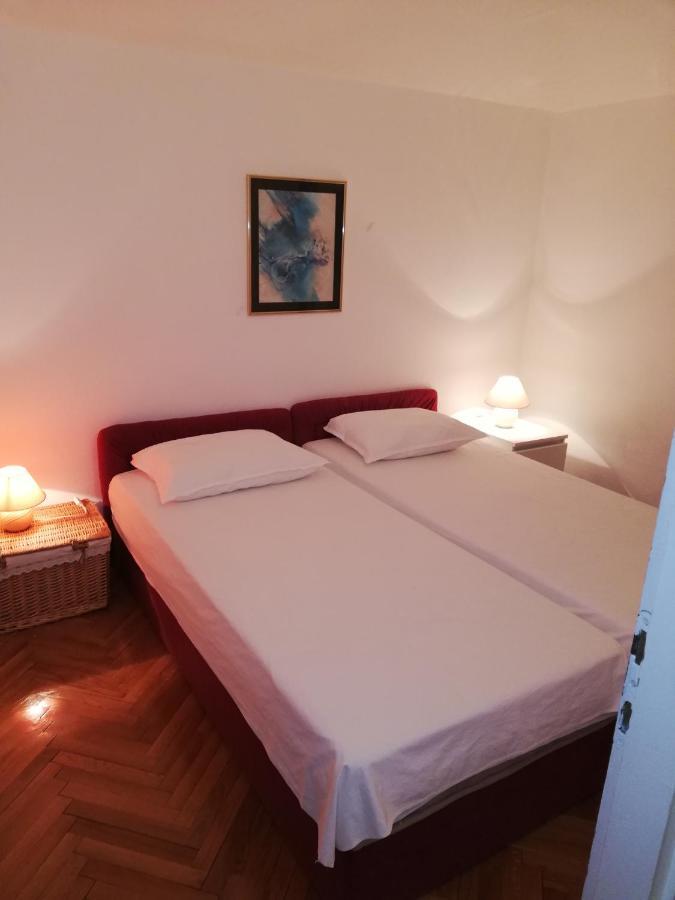 Apartmani Bono Примоштен Экстерьер фото