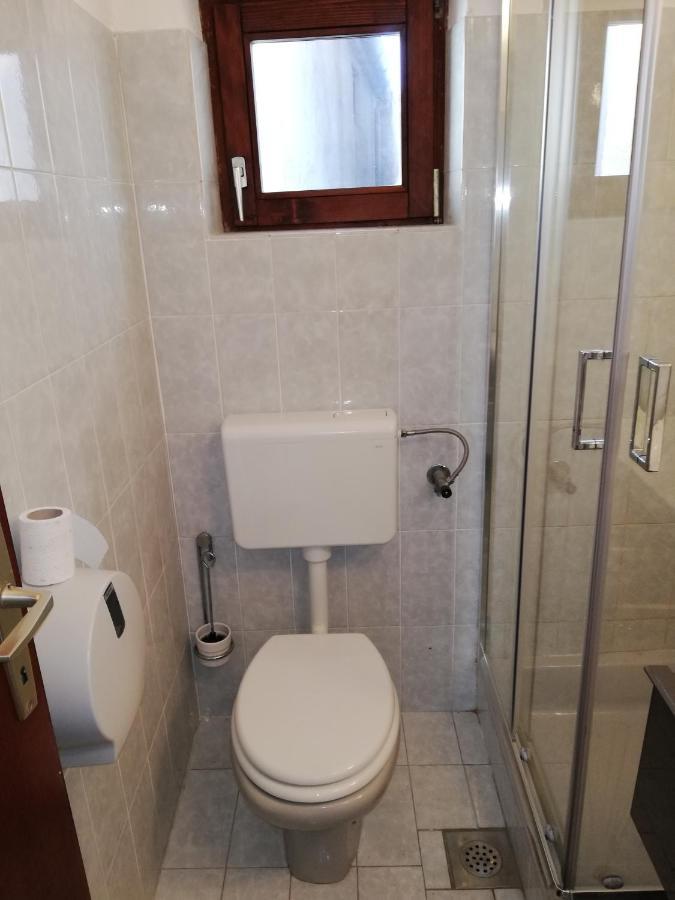 Apartmani Bono Примоштен Экстерьер фото