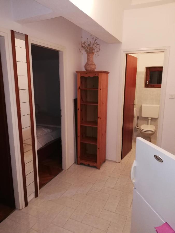 Apartmani Bono Примоштен Экстерьер фото