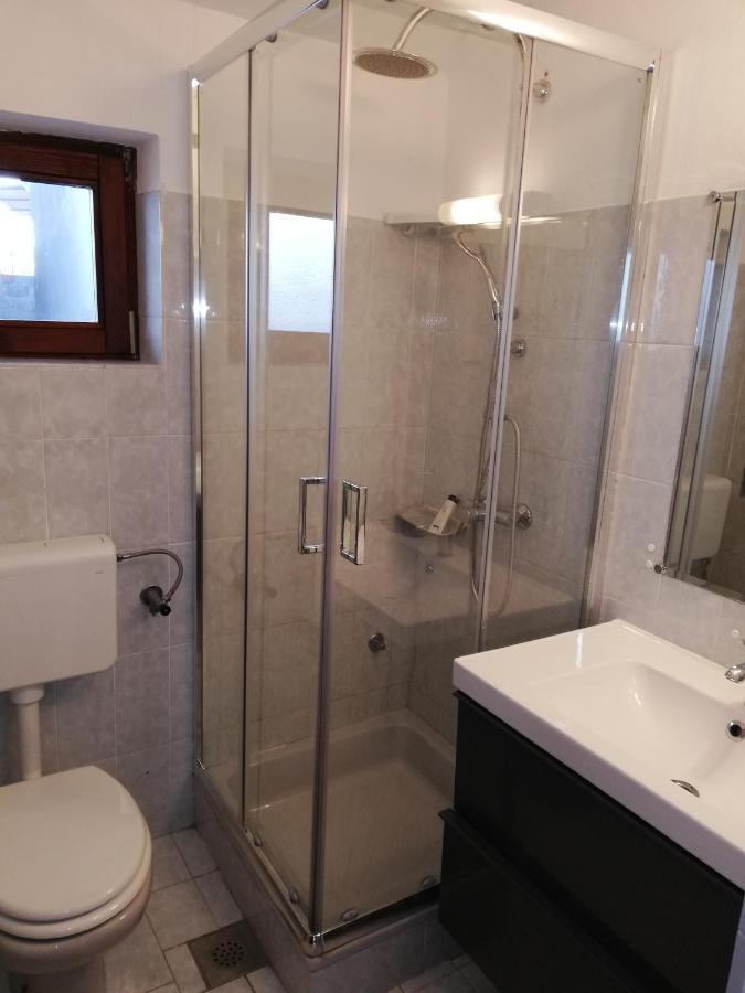 Apartmani Bono Примоштен Экстерьер фото