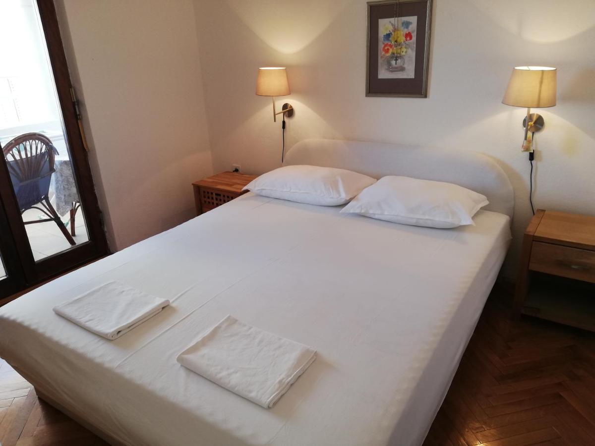 Apartmani Bono Примоштен Экстерьер фото